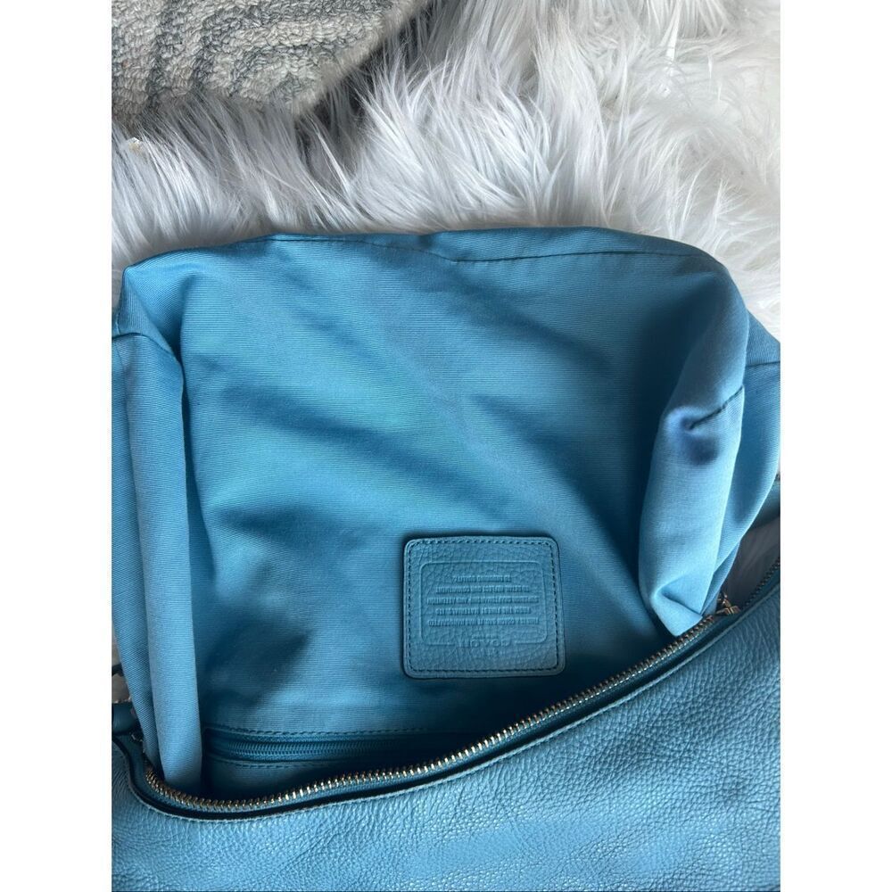 COACH EAST/WEST CELESTE CONVERTIBLE HOBO IN PEBBLE LEATHER F36628 SV/BLUE - Picture 6 of 11